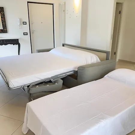 Exclusive Penthouse, Sea View, 100m From The Apartment *