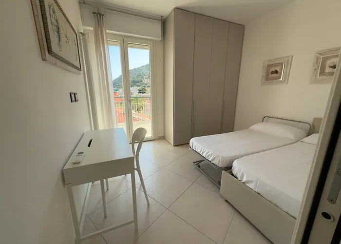 Exclusive Penthouse, Sea View, 100m From The Apartment