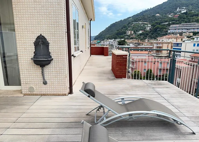 Apartment Exclusive Penthouse, Sea View, 100m From The