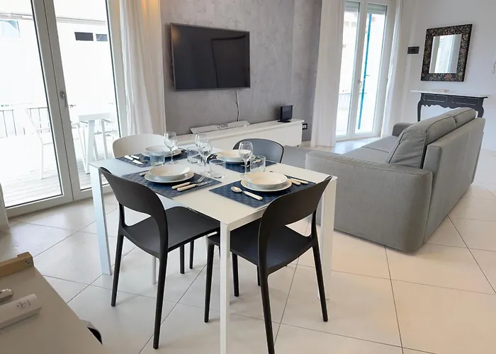 Exclusive Penthouse, Sea View, 100m From The Apartment *