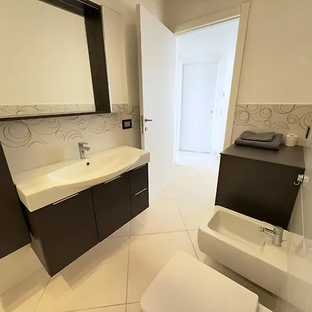 Apartment Exclusive Penthouse, Sea View, 100m From The
