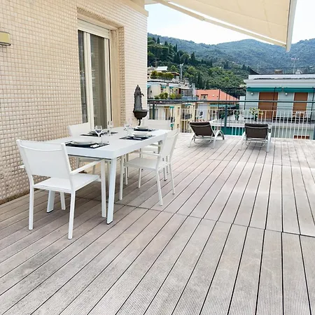Exclusive Penthouse, Sea View, 100m From The Apartment